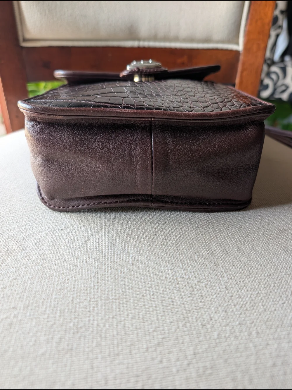 Brighton One World Brown Croc-Embossed Leather Messenger Crossbody
